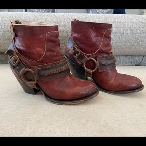 Red Freebird booties
